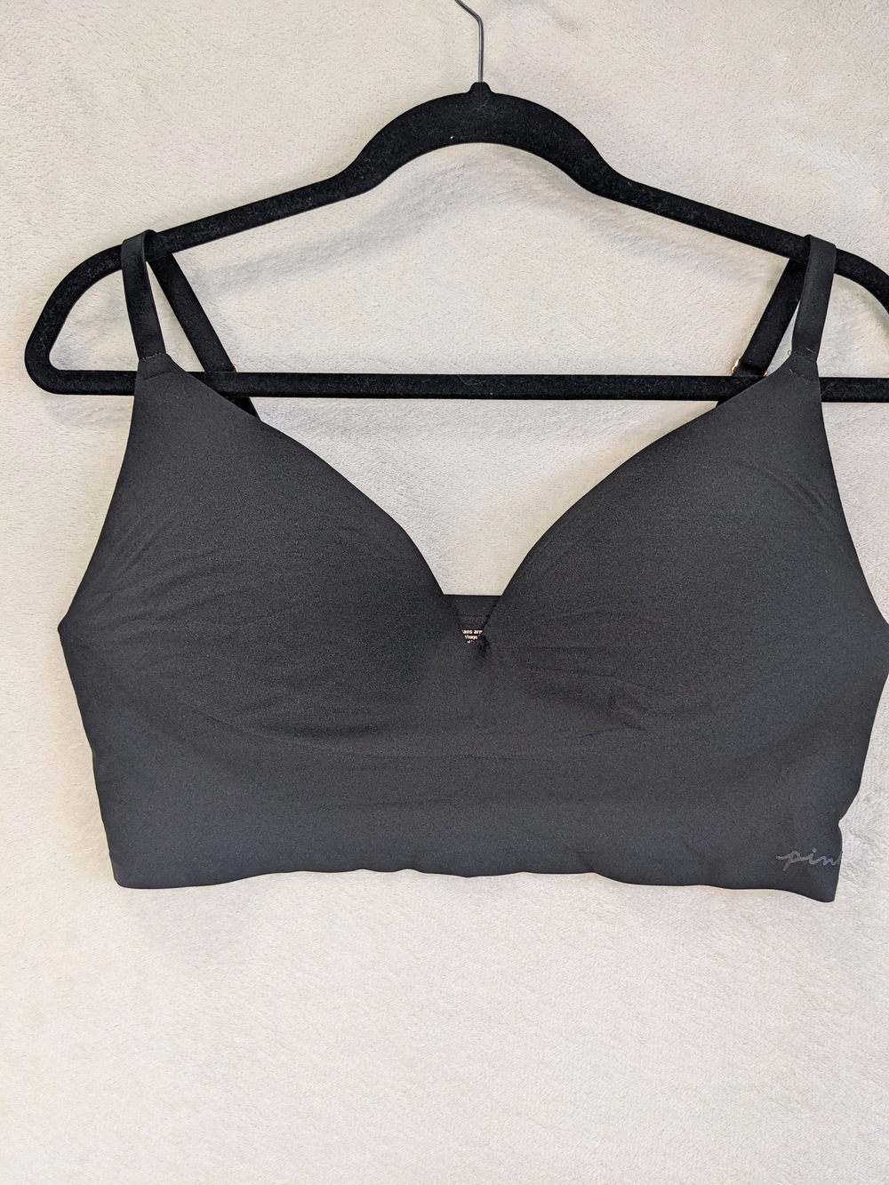PINK Victoria's Secret Black Wireless Lightly Padded Bralette Feminine Size XL